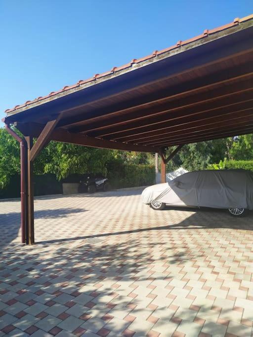Greek Style Ground Floor Apartment & Pool Ιαλυσός Ρόδος Εξωτερικό φωτογραφία